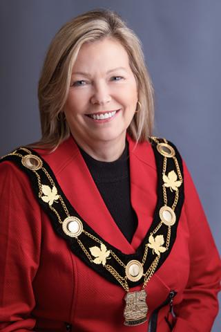 Portrait of Mayor Lynn Dollin